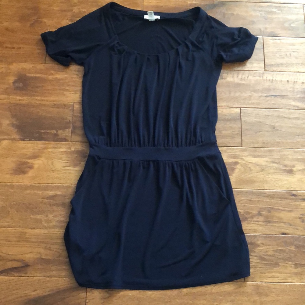 Loft short sleeve black dress with pockets-small